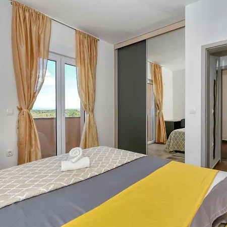 Zanic Apartamento Zadar