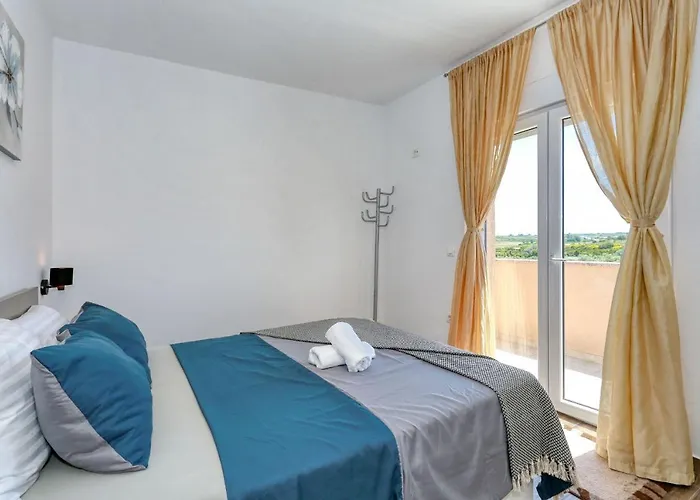 Apartament Zanic